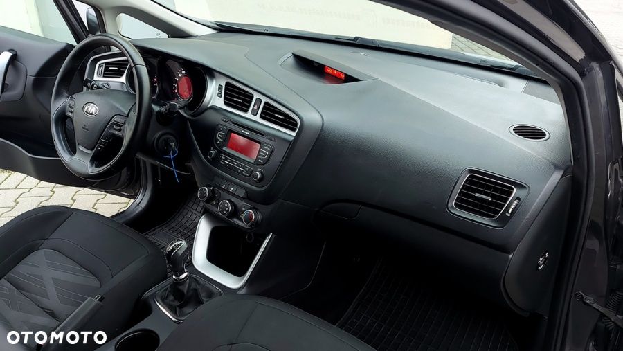 Kia Ceed - 18