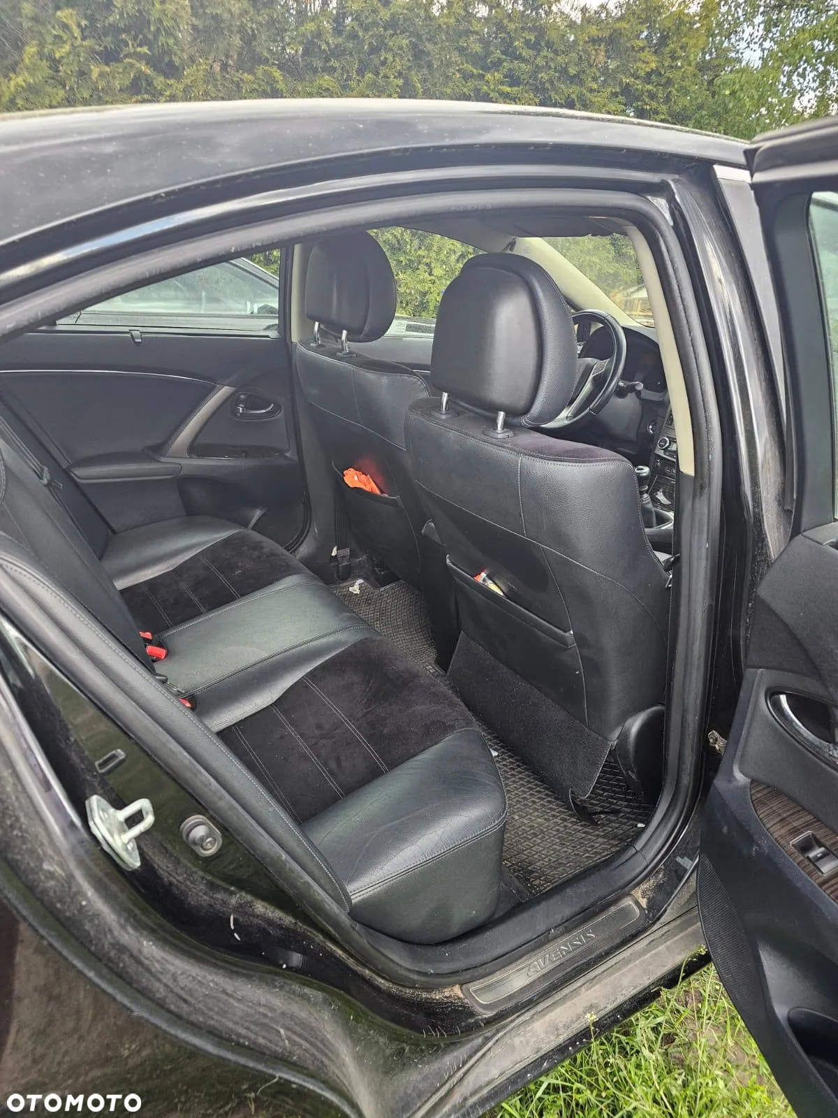 Toyota Avensis 1.8 Business Edition - 14