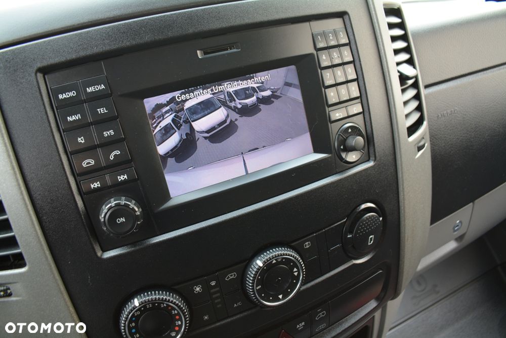 Mercedes-Benz Sprinter 319 CDI 3.0V6 - 19