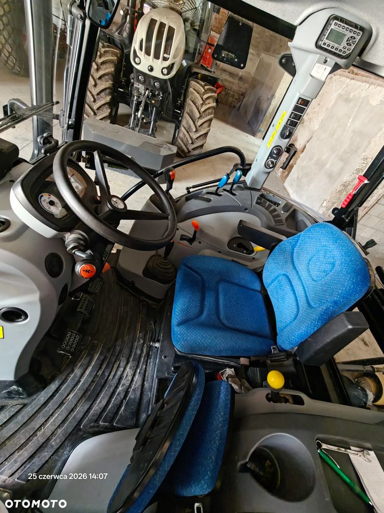 New Holland CIągnik T4.55 - 5