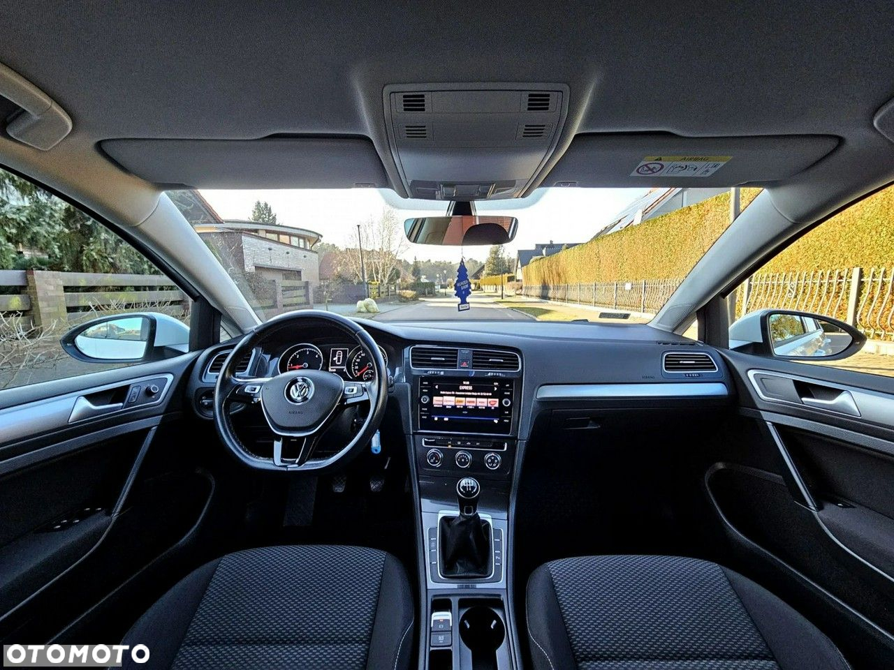 Volkswagen Golf VII 1.6 TDI BMT Comfortline - 13