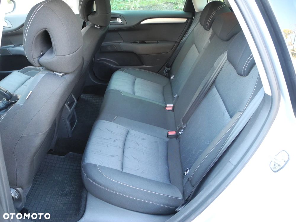 Citroën C4 - 15