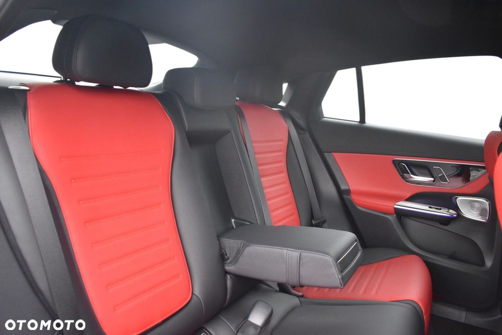 Mercedes-Benz GLC - 9