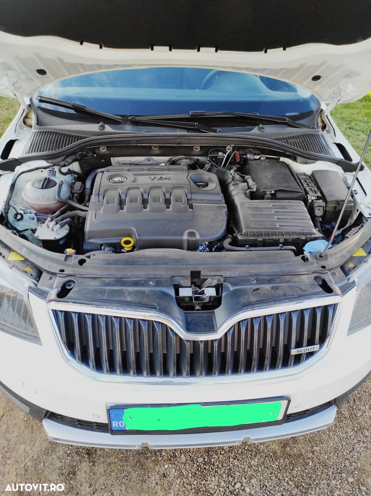Skoda Octavia 2.0 TDI 4x4 DSG Scout - 4