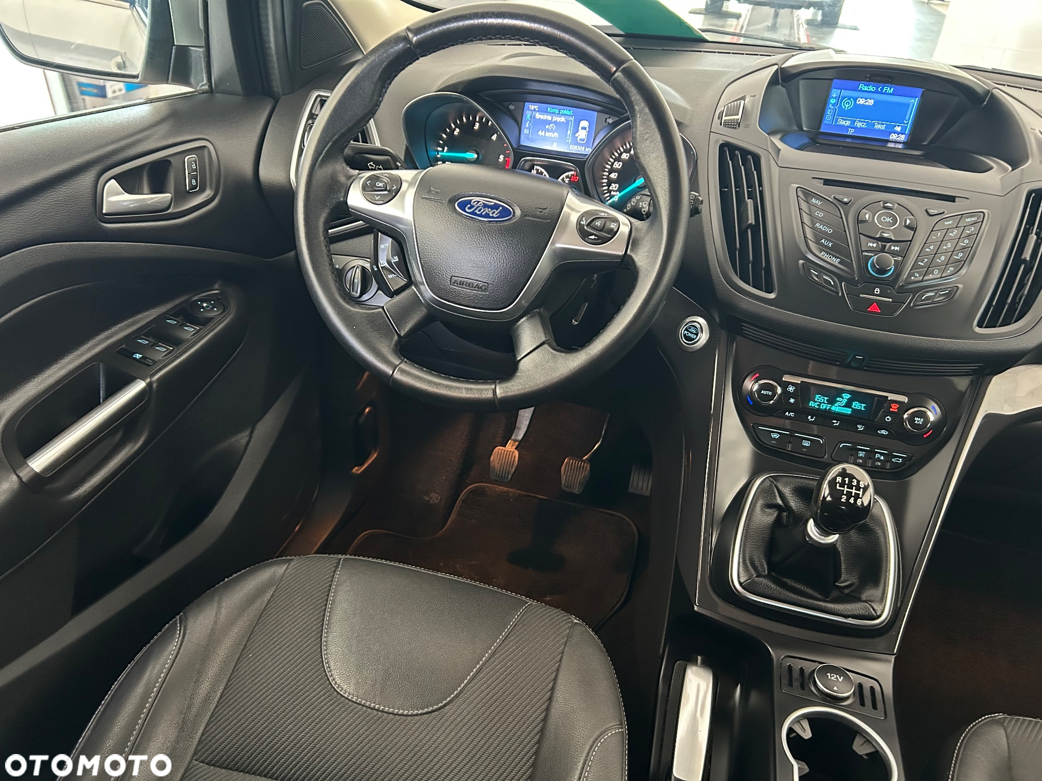 Ford Kuga 2.0 TDCi 4WD Titanium Plus - 20
