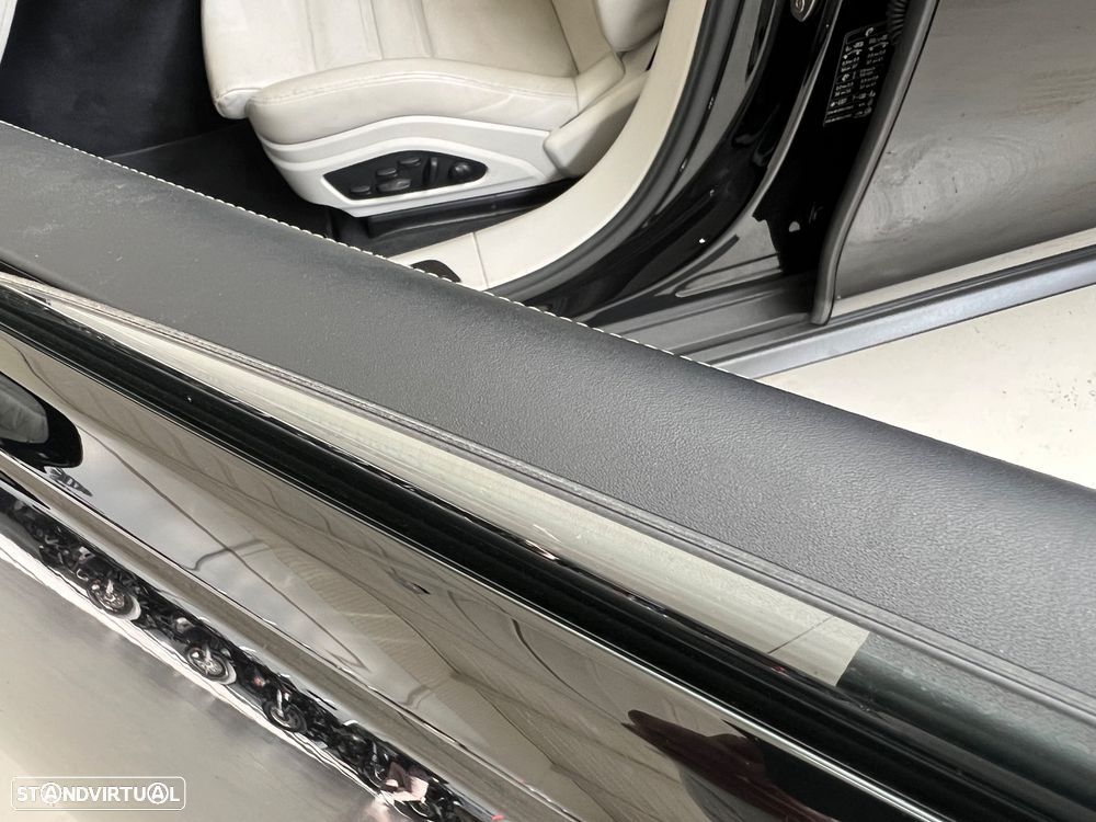 Porsche Panamera 4 E-Hybrid Platinum Edition - 12