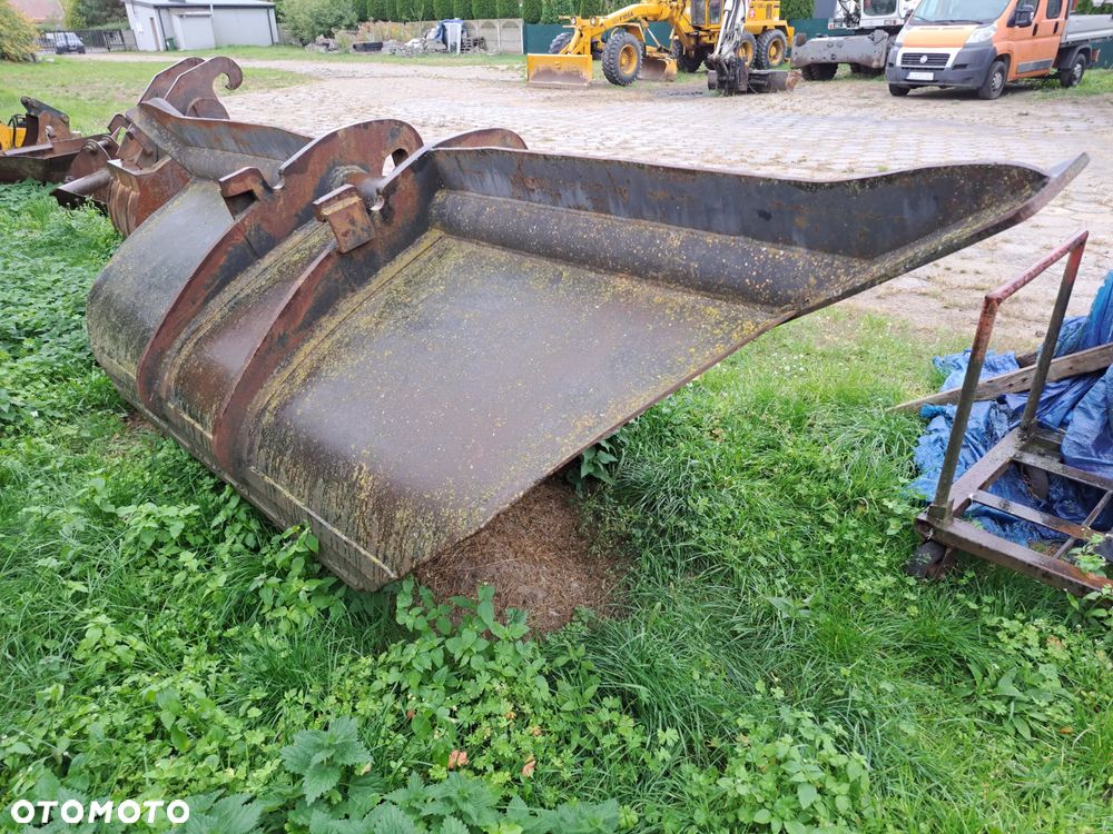 Inny Łyżka trapezowa duża 2700mm - 3