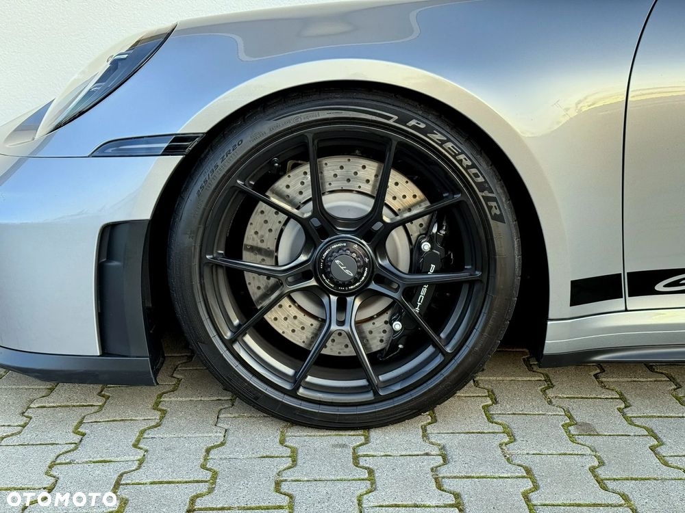 Porsche 911 GT3 - 9