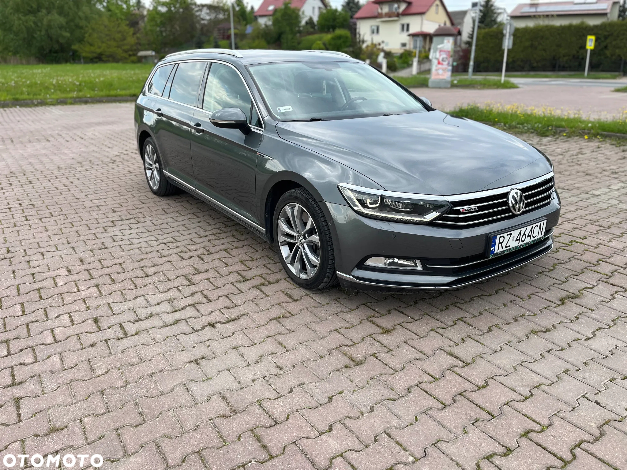 Volkswagen Passat - 9