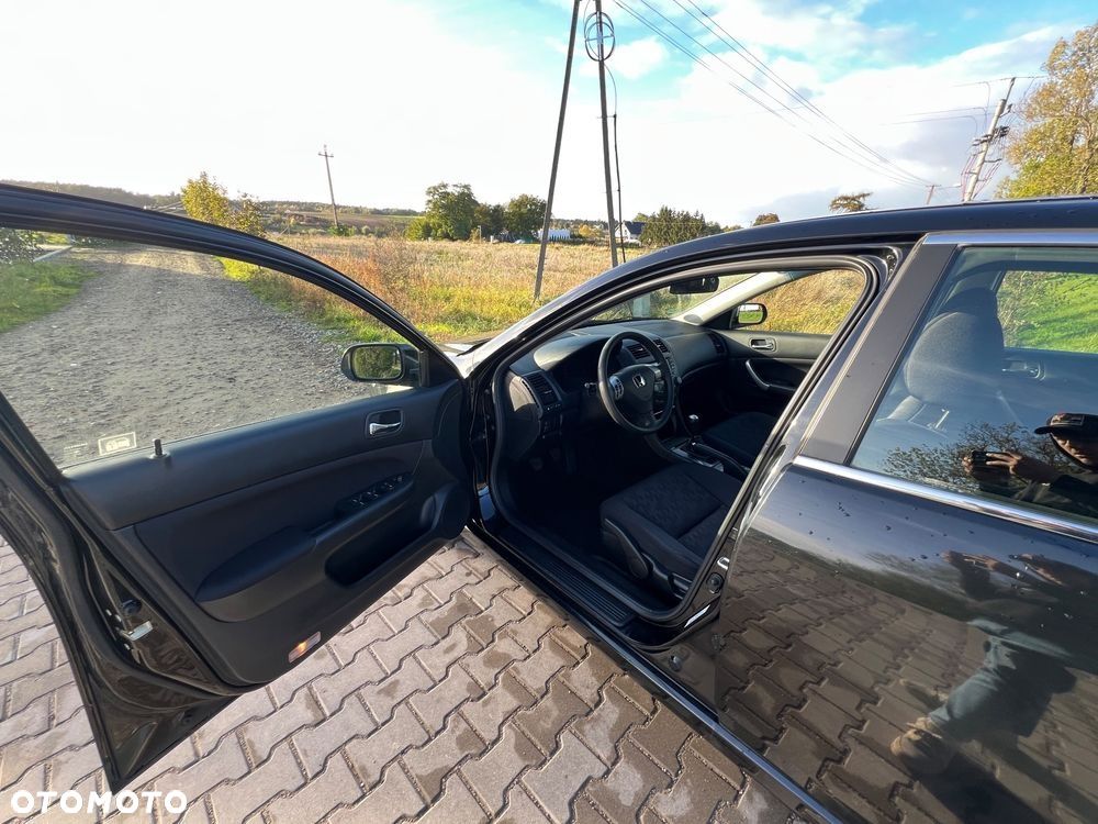 Honda Accord - 9