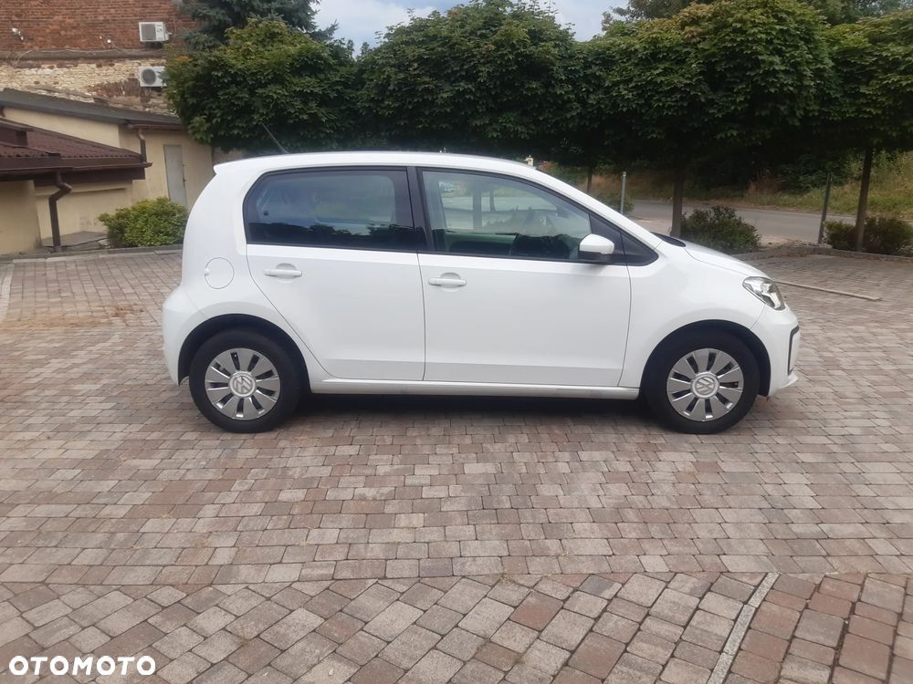 Volkswagen up! Active - 8
