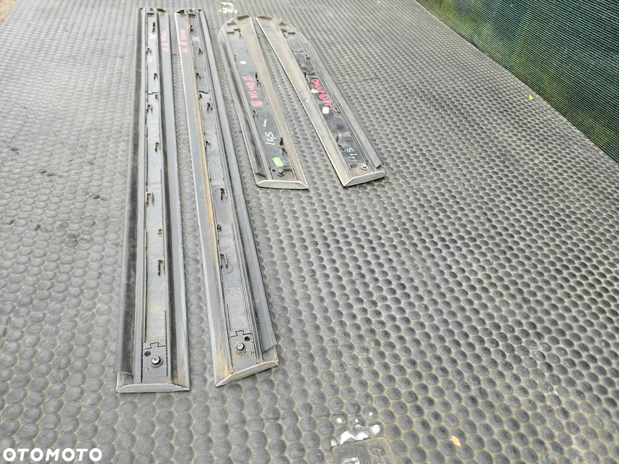 Listwa Listwy Drzwi Srebrne LY7W Dolne Komplet Audi A6 C6 Sedan Kombi Oryginalne - 22