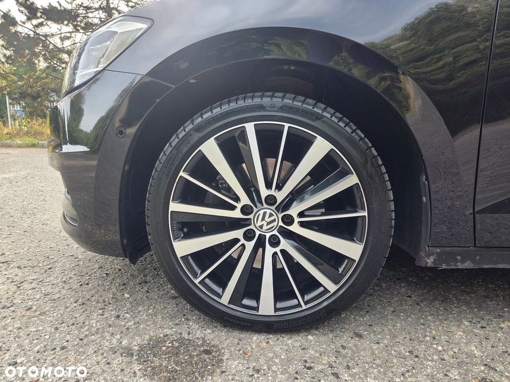 Volkswagen Touran 2.0 TDI BMT Highline - 8