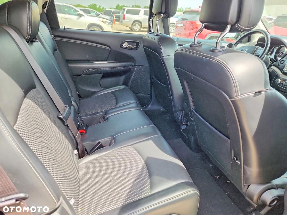 Dodge Journey - 12