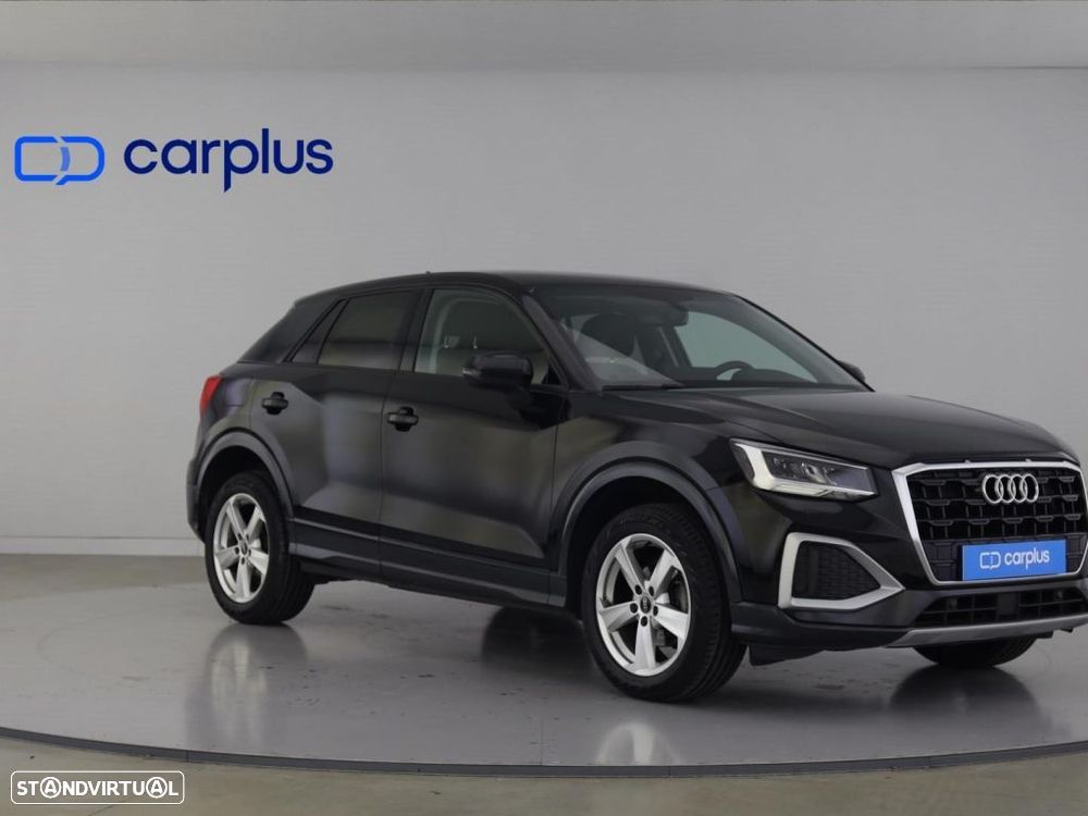 Audi Q2 30 TFSI Advanced — fotografia 2