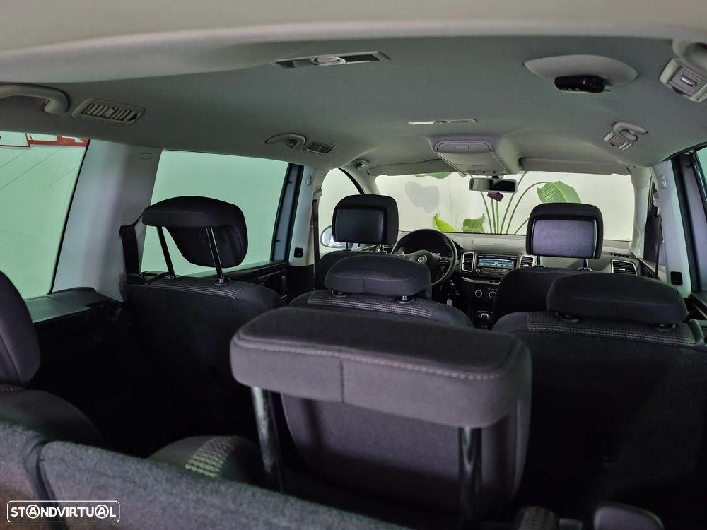 VW Sharan 2.0 TDI Highline - 25