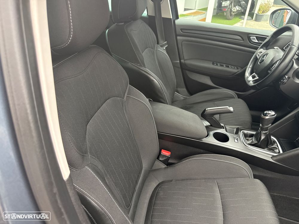 Renault Mégane 1.5 Blue dCi Limited - 31