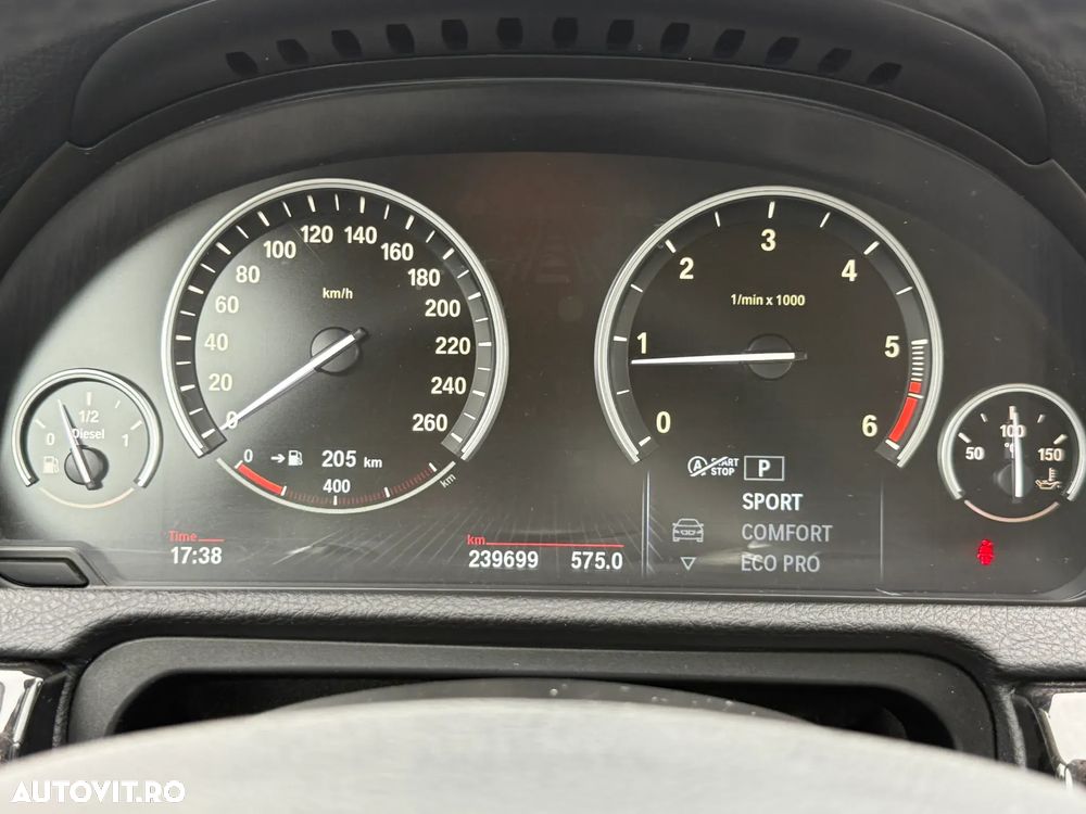BMW Seria 5 520d Gran Turismo Aut. - 38