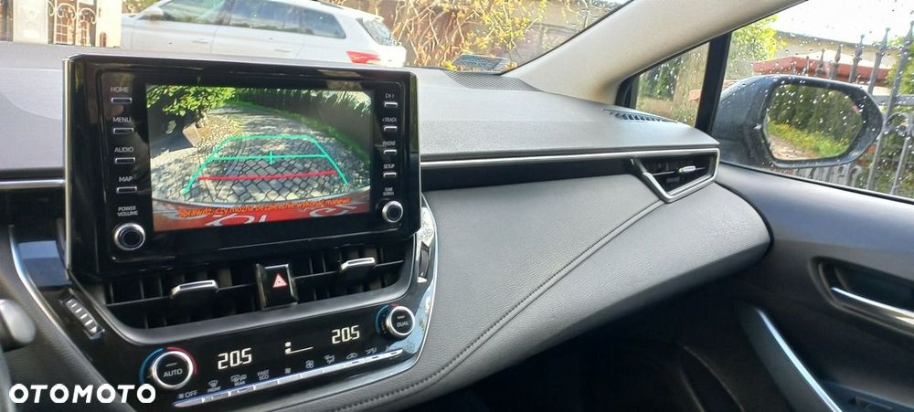 Toyota Corolla 1.8 Hybrid GPF Comfort - 26