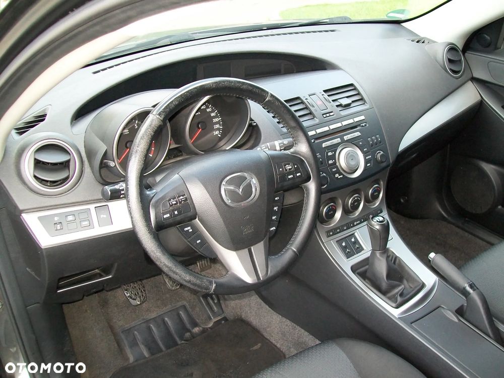Mazda 3 - 17