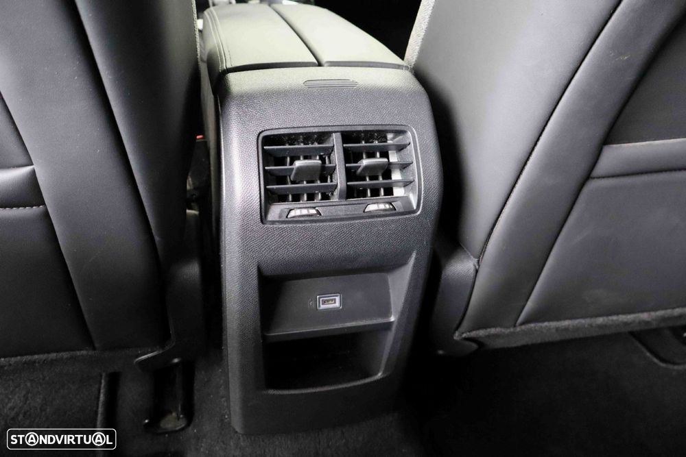 Citroën C5 X 1.6 Hybrid Feel Pack e-EAT8 - 34