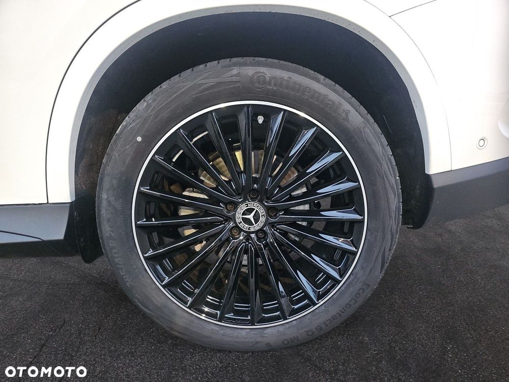 Mercedes-Benz GLC - 9