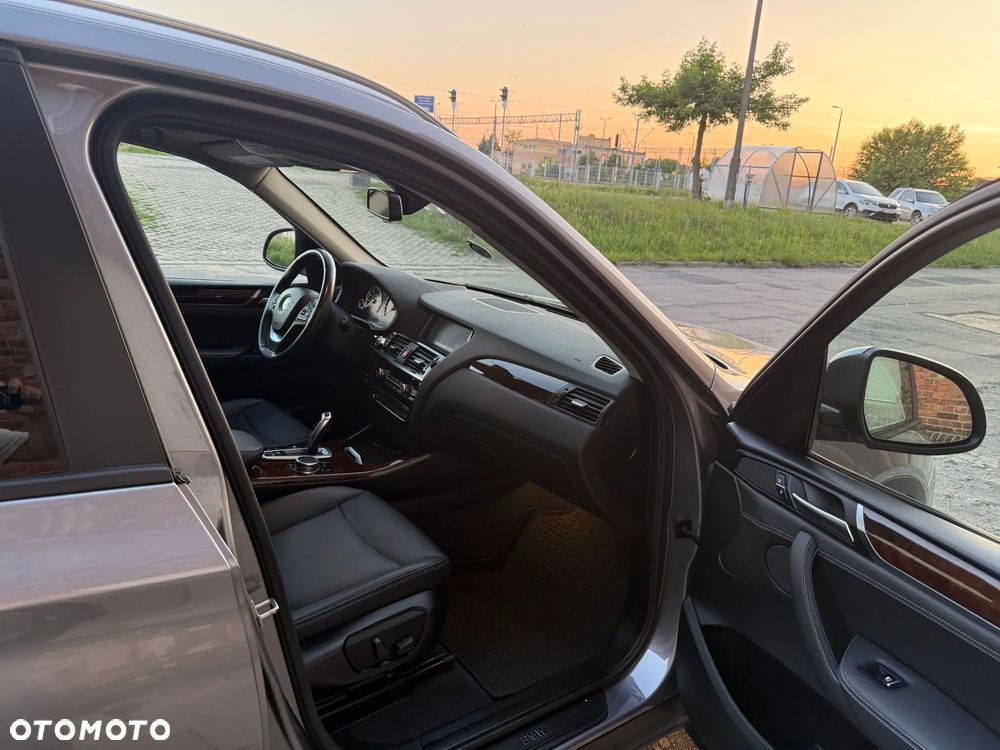 BMW X3 xDrive28i Sport - 8