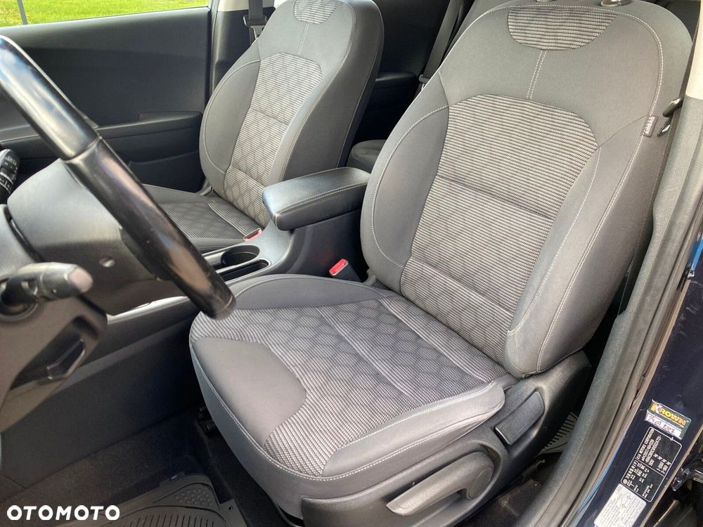 Kia Niro - 10