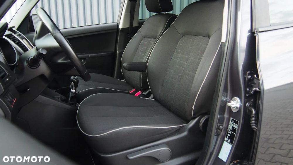 Kia Venga 1.4 CVVT Business Line - 22