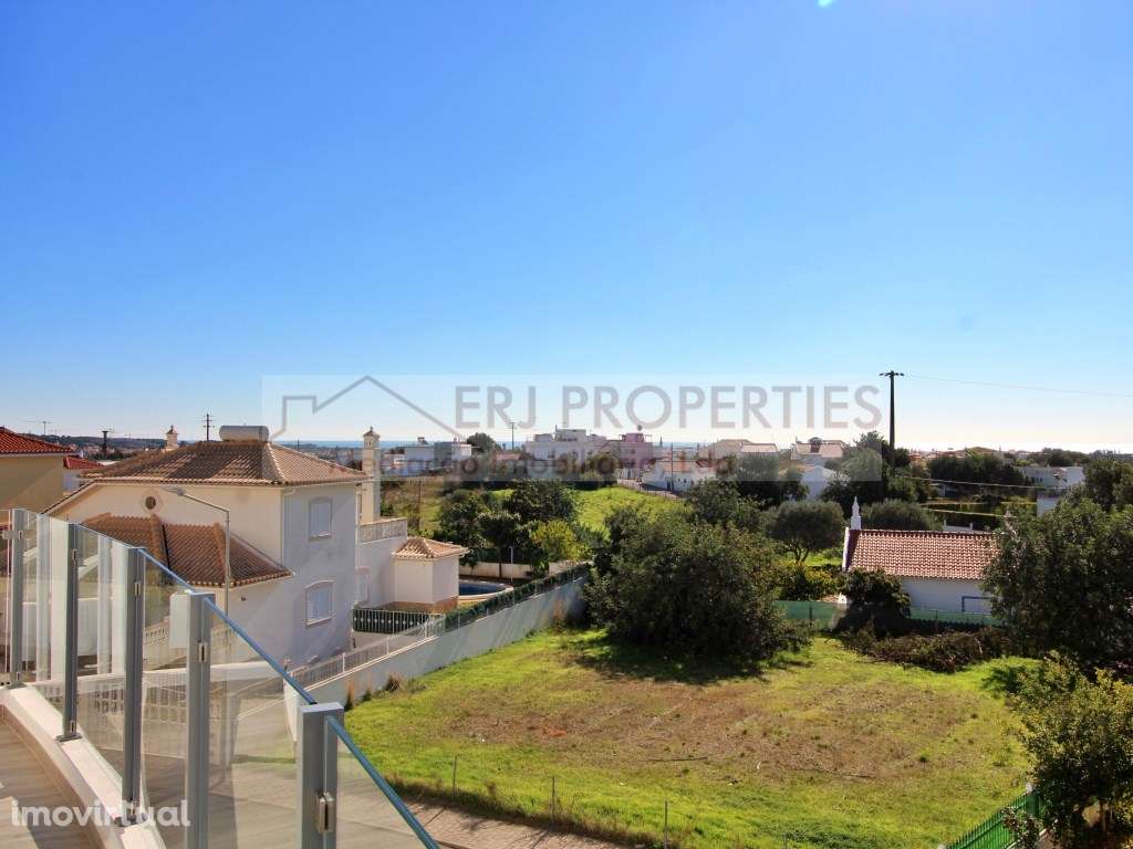 Apartamento T1 + 1 Novo a 2Km da Praia de Altura - Grande imagem: 3/24