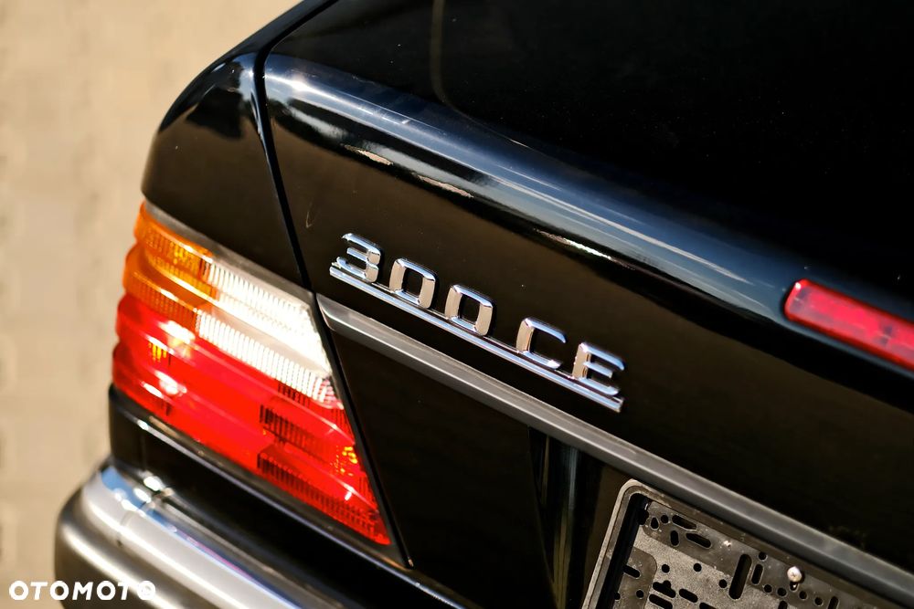 Mercedes-Benz W124 (1984-1993) - 15