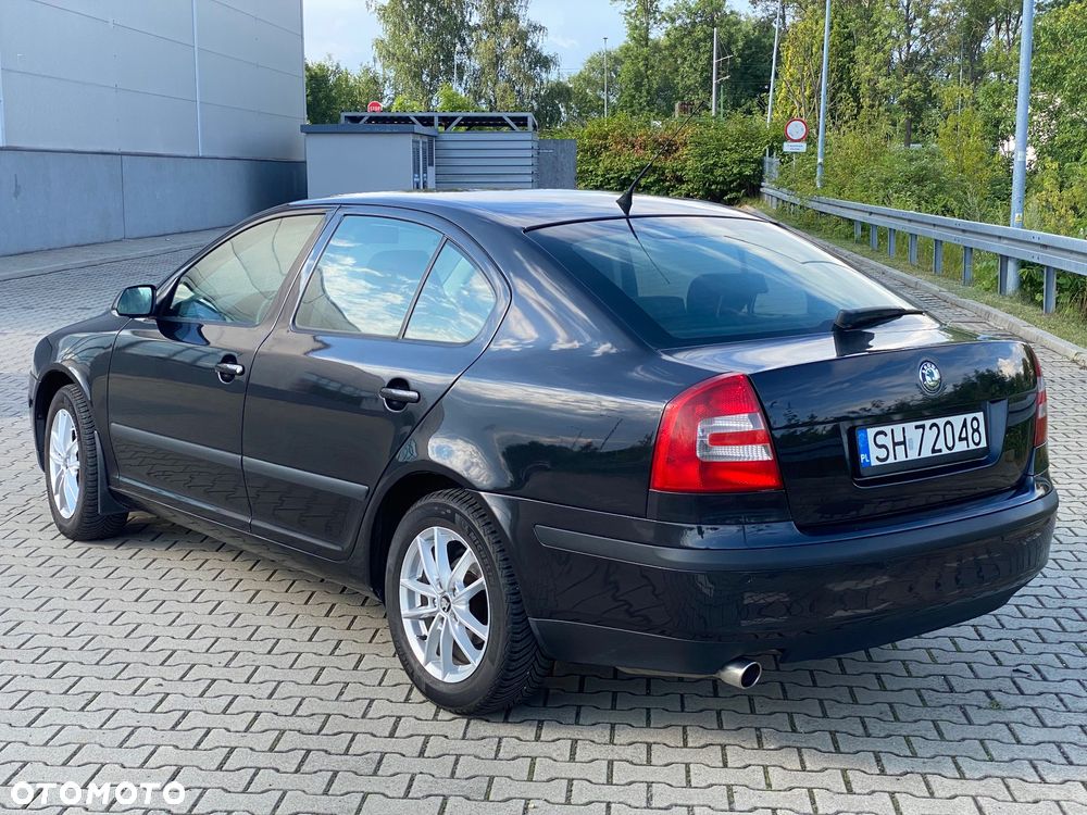 Skoda Octavia 1.6 Tour - 4