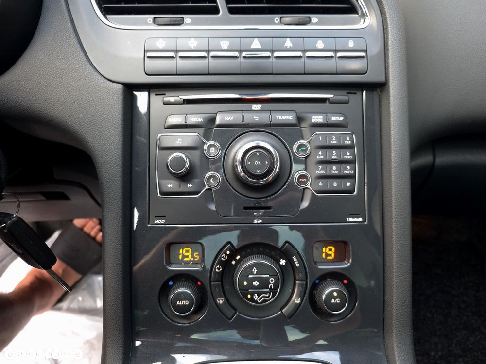 Peugeot 5008 - 17