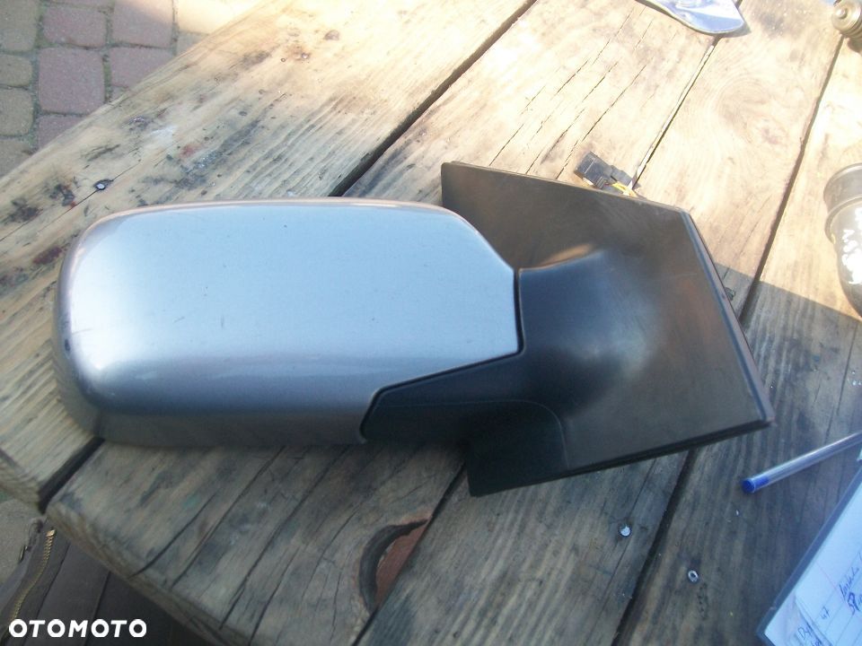 Lusterko TOYOTA YARIS I EUROPA 3 PINY - 2