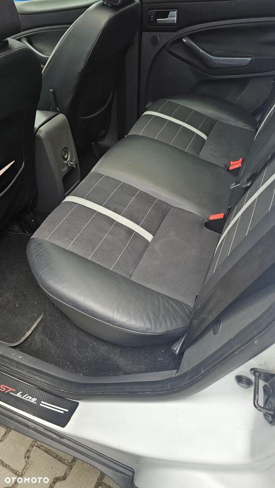 Ford Kuga 2.0 TDCi Titanium MPS6 - 13
