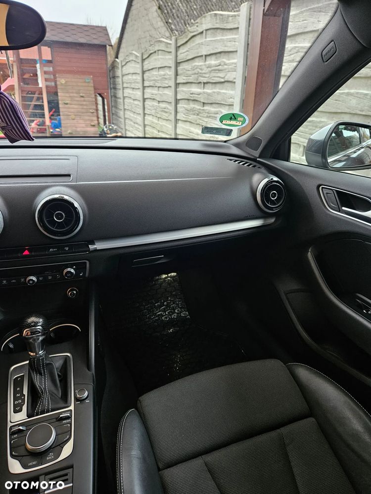 Audi A3 Sportback - 16