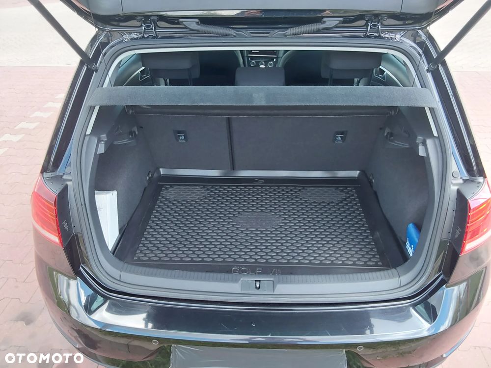 Volkswagen Golf 1.0 TSI BMT Trendline - 6
