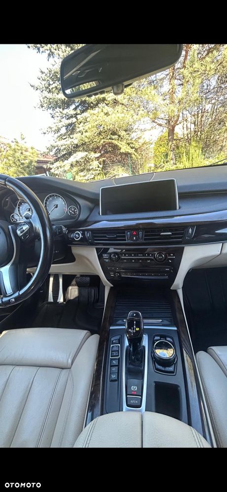 BMW X5 xDrive35i - 13
