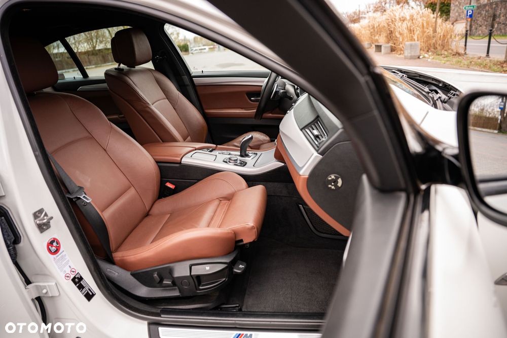 BMW Seria 5 - 38
