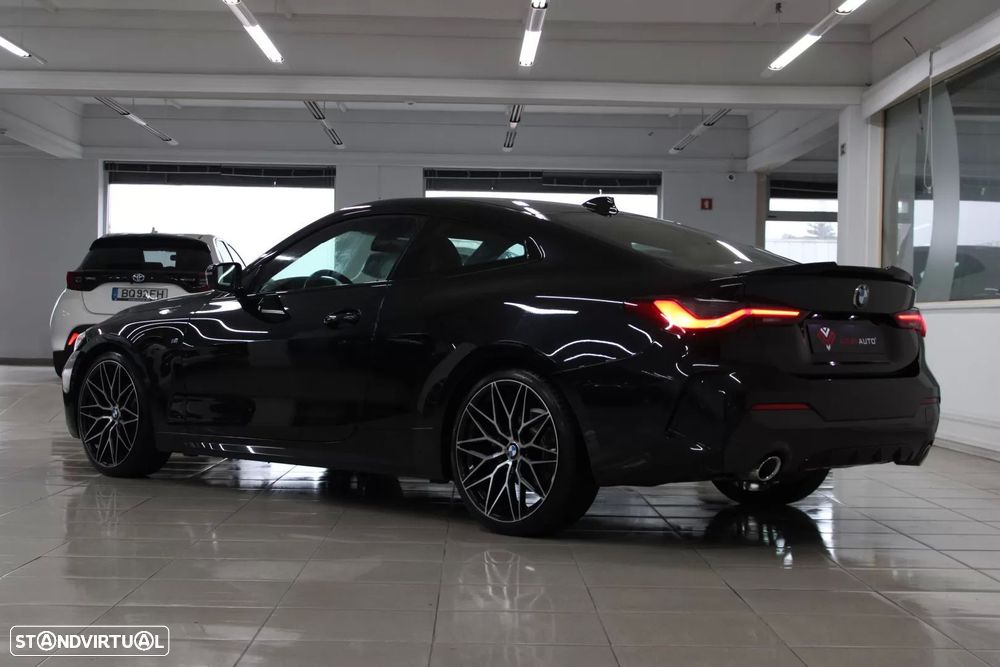 BMW 420 d Desportiva M Auto - 4