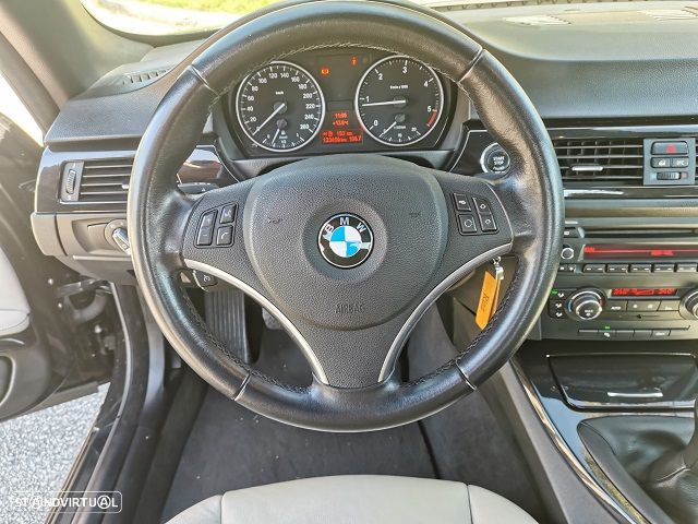 BMW 320 d Cabrio - 31