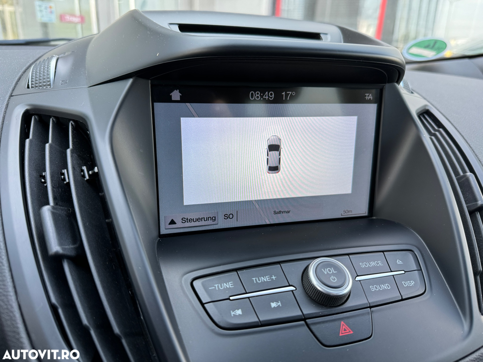 Ford Kuga 2.0 TDCi 4WD Powershift ST-Line - 25