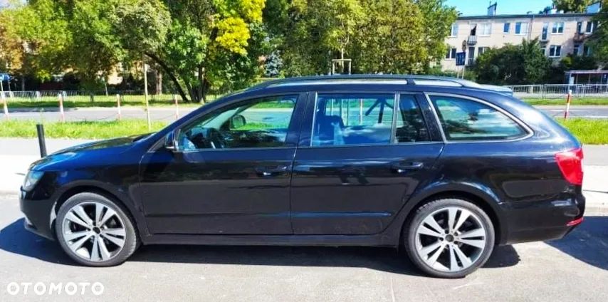 Skoda Superb ver-iii-combi-diesel-active - 15