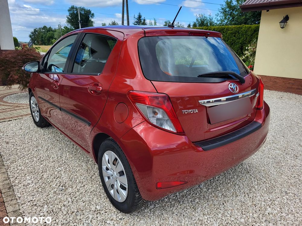 Toyota Yaris 1.33 Premium - 5