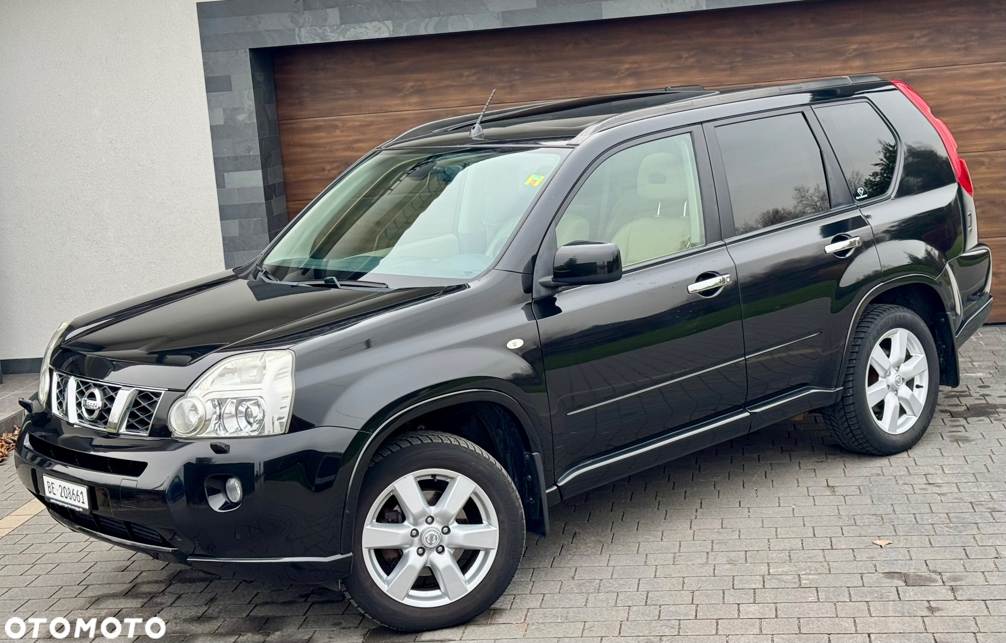 Nissan X-Trail 2.0 dCi 4x4 DPF Platinum - 2