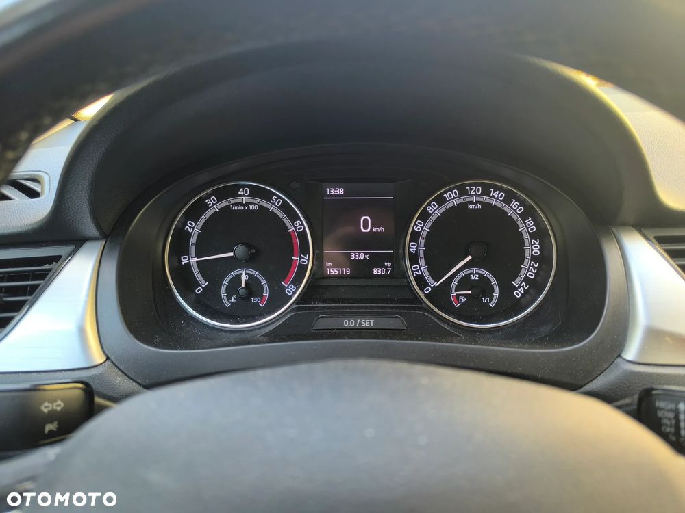 Skoda RAPID 1.0 TSI Ambition - 3