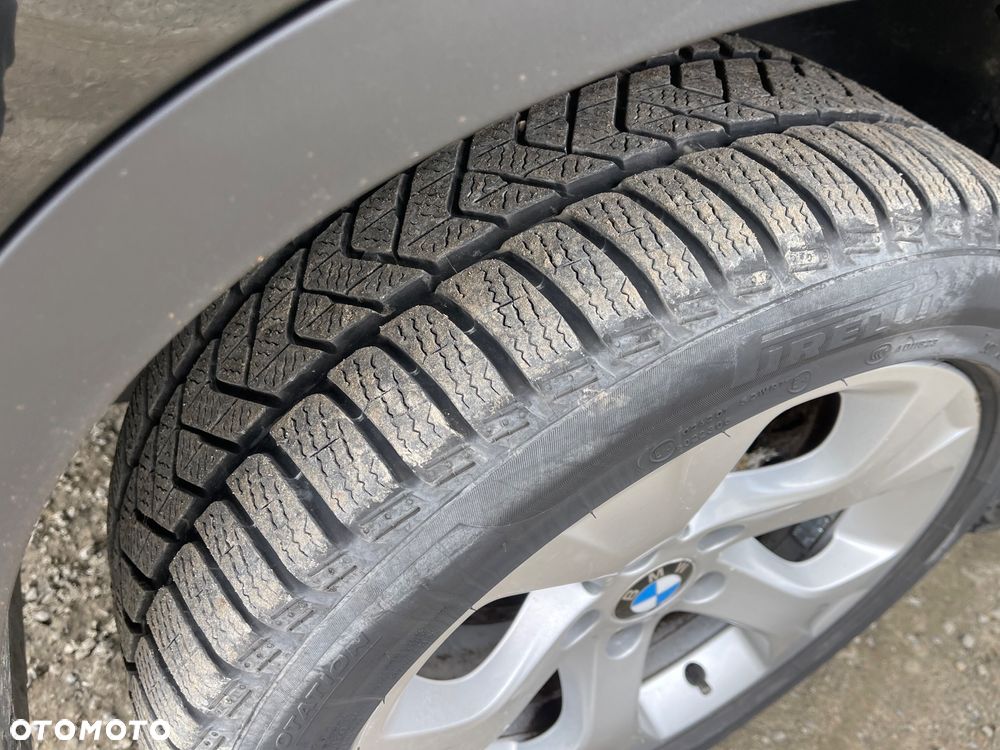 BMW X1 - 13