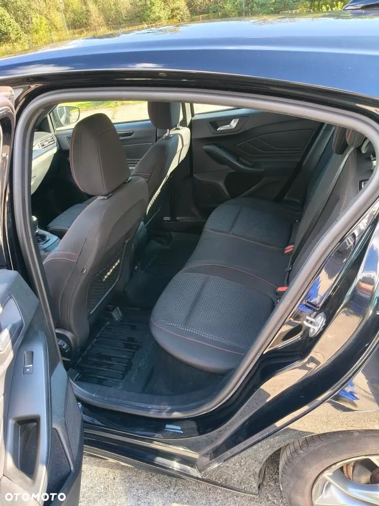 Ford Focus 1.0 EcoBoost ST-Line Business - 8