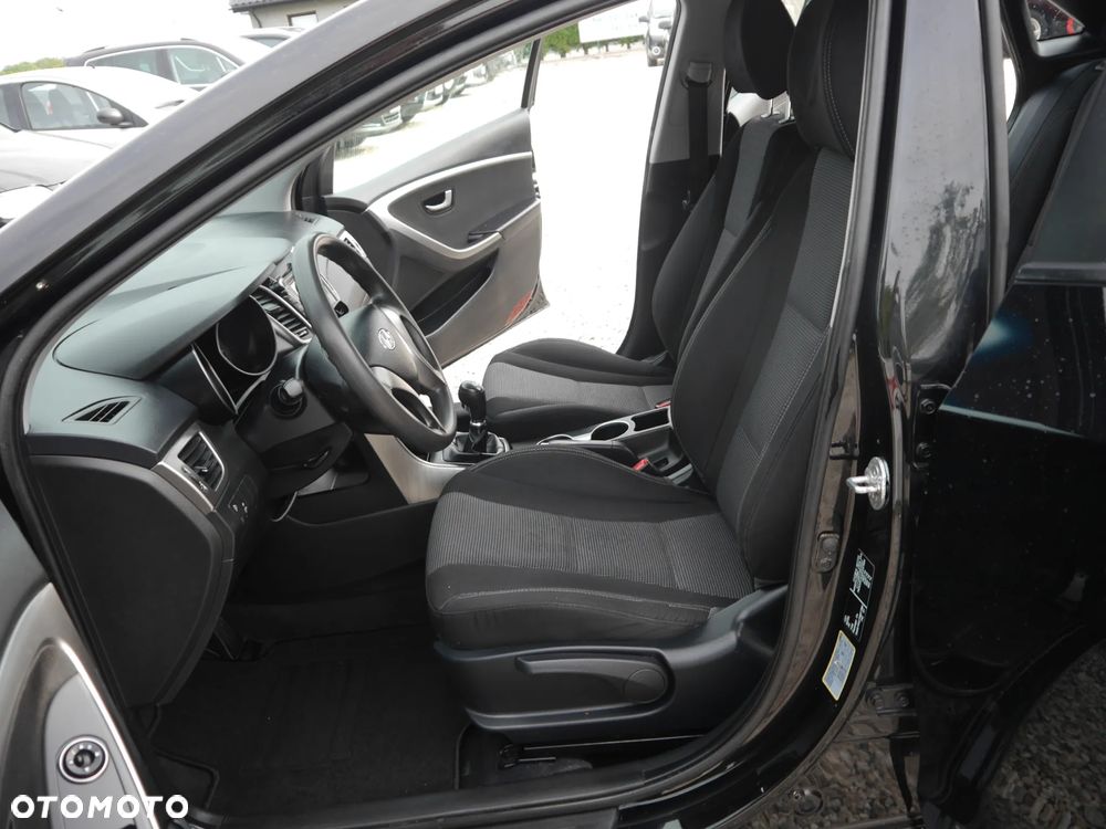 Hyundai i30 1.4 Classic - 6