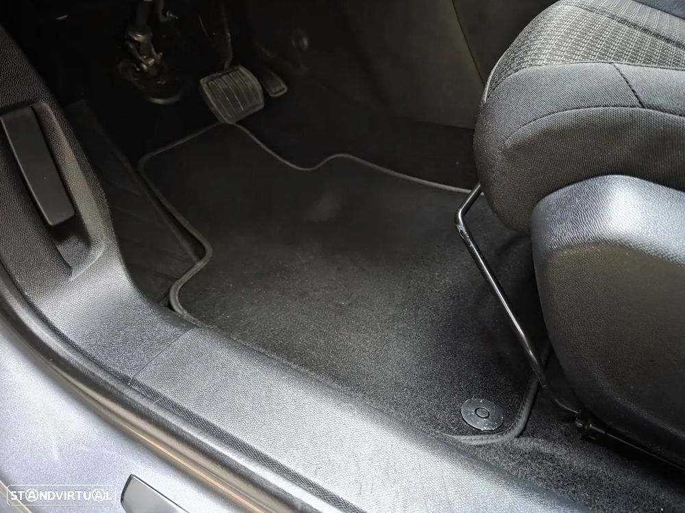 Peugeot 308 PureTech 130 GPF EAT8 Stop & Start Tech Edition - 10